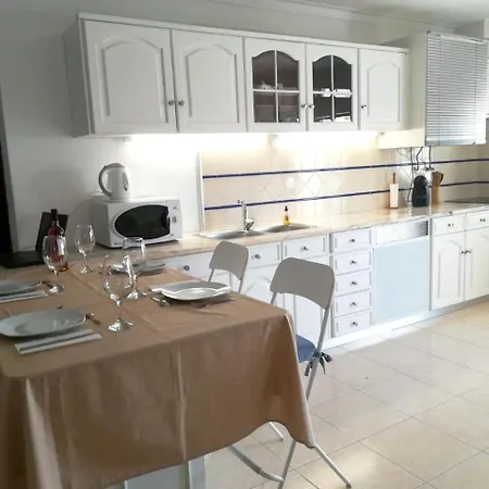 With One Bedroom In Alvor, With Pool Access, Balcony And Wifi - 500... 아파트 *