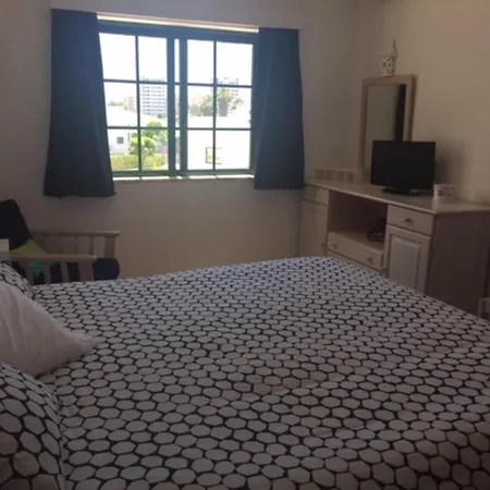 아파트 With One Bedroom In Alvor, With Pool Access, Balcony And Wifi - 500...